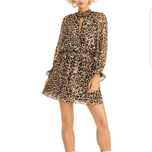 NWT Rachel Roy ** lepoard print key hole dr…